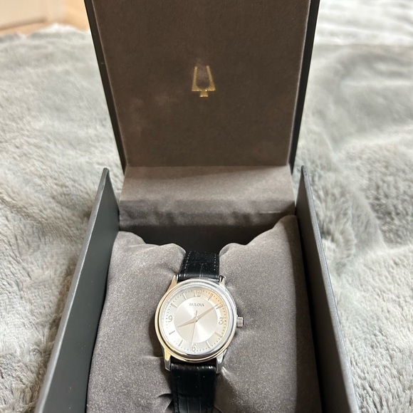 Bulova Women's Watch 96T58 Silver Round Dial With Black Leather Band - Picture 6 of 9